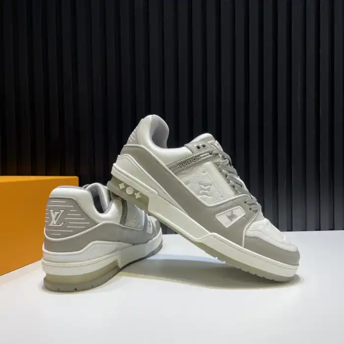 Cheap LV TRAINER SNEAKER LOW