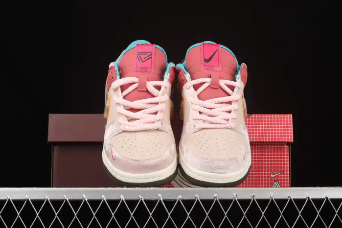 Rep Nike Dunk Mid Social Status Free Lunch Strawberry Milk DJ1173-600