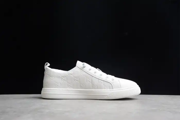 GUCC LOW-TOP SNEAKER