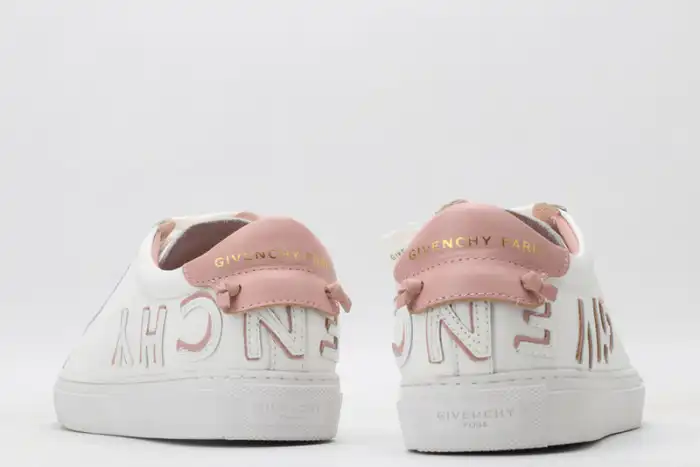 Givench LOW-TOP SNEAKER