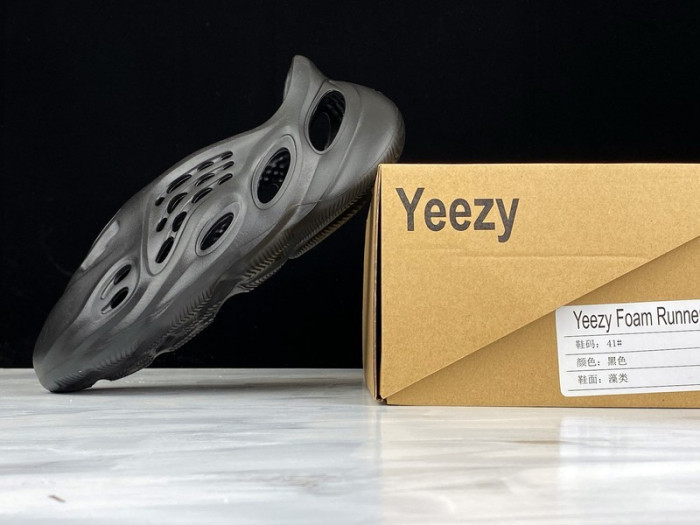 Yeezy Foam Runner Slide