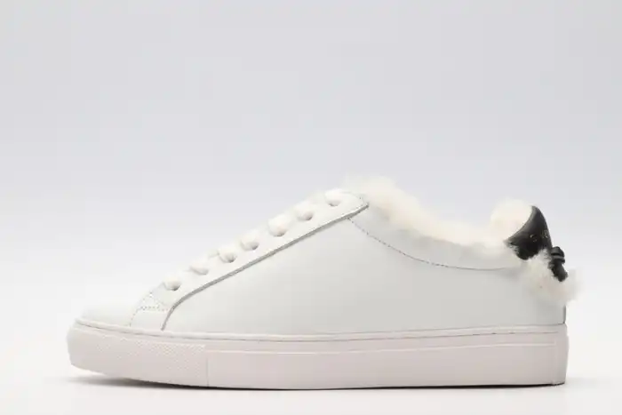 Givench LOW-TOP SNEAKER