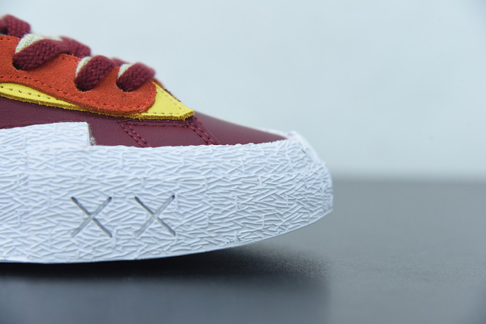 Nike Blazer Low sacai KAWS Red DM7901-600