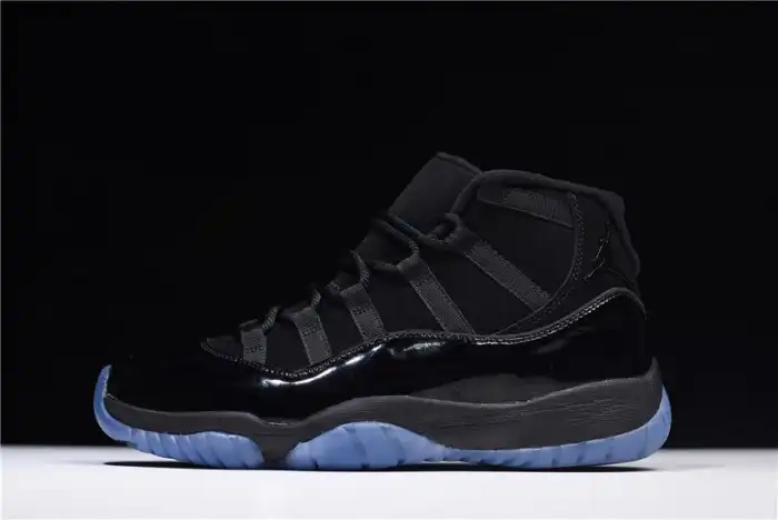 Onekick Air Jordan 11 Cap and Gown black 378037-005