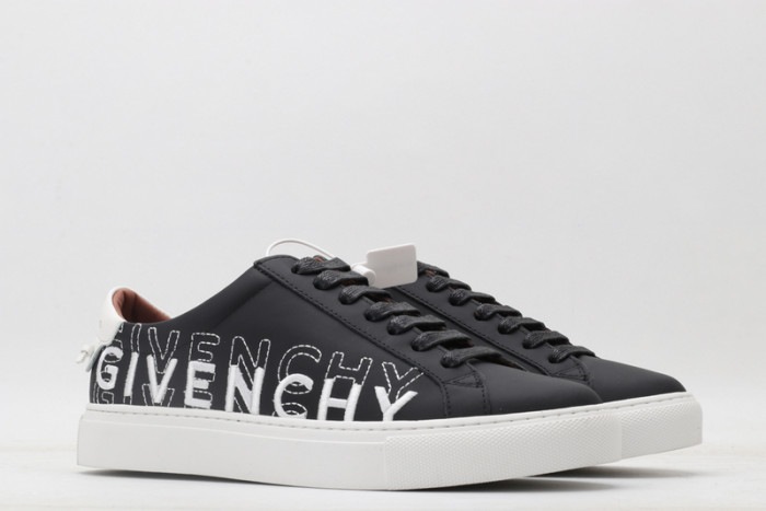 Onekick Givench LOW-TOP SNEAKER