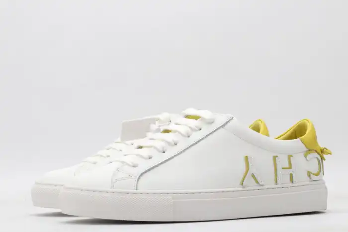 Givench LOW-TOP SNEAKER