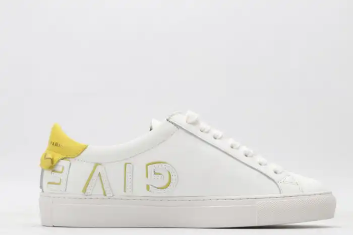 Givench LOW-TOP SNEAKER