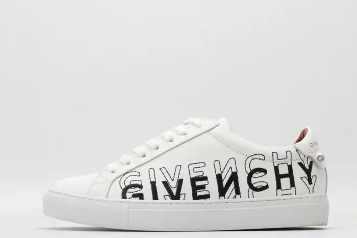 Givench LOW-TOP SNEAKER