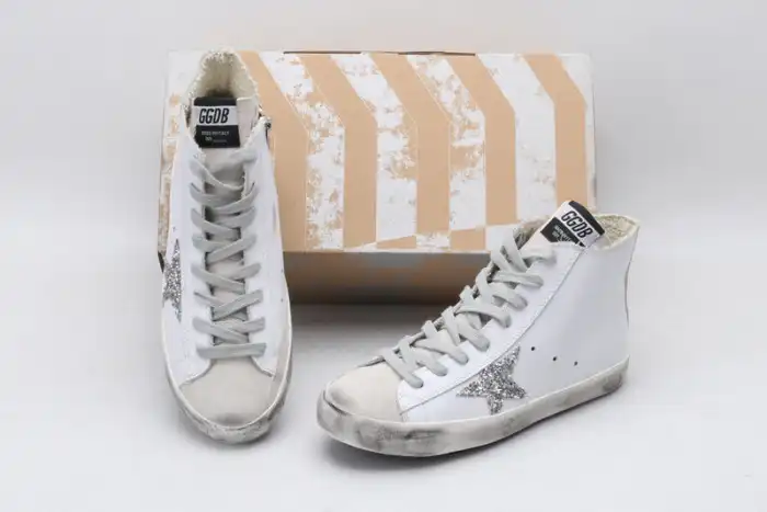 GGD SNEAKERS