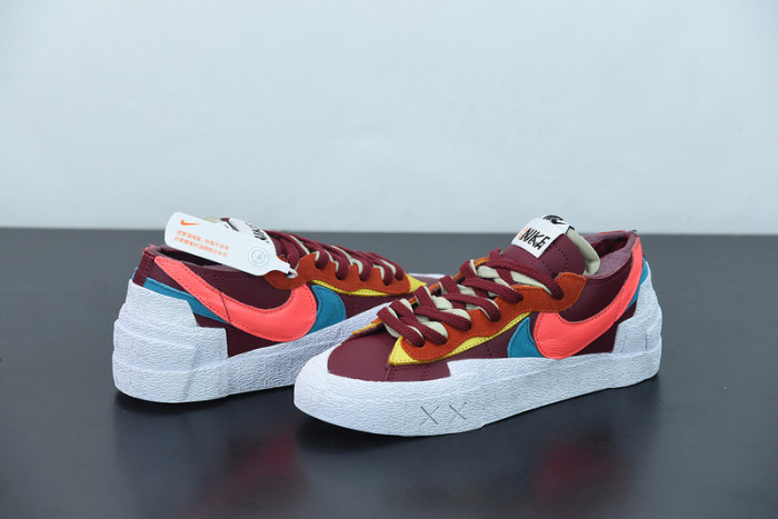 Nike Blazer Low sacai KAWS Red DM7901-600