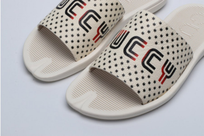 GUCC SLIPPERS