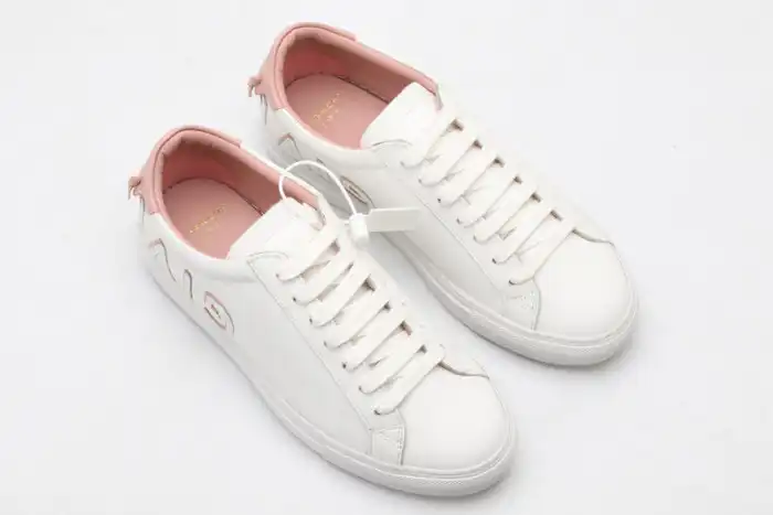 Rep Givench LOW-TOP SNEAKER