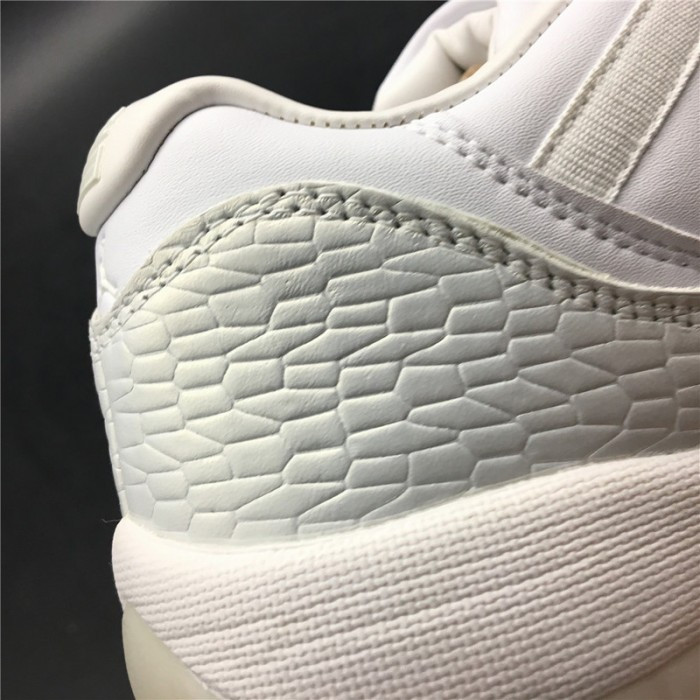 Air Jordan 11 Low Heiress Frost White 897331-100