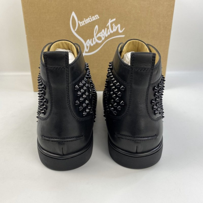 Christian Louboutin Louis Junior Spikes