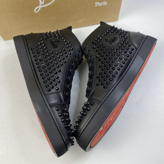 Christian Louboutin Louis Junior Spikes