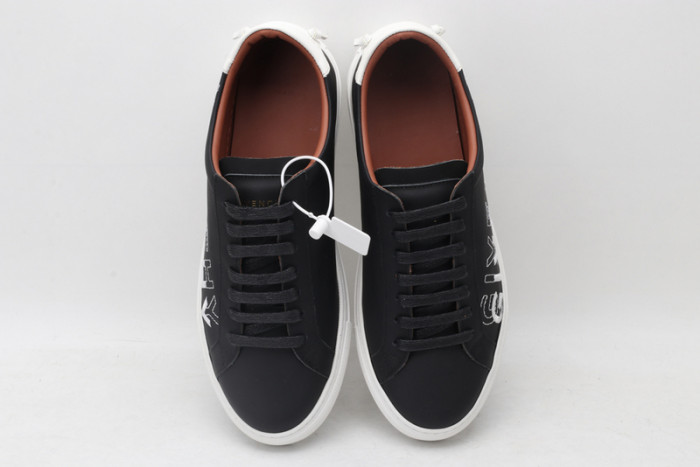 Onekick Givench LOW-TOP SNEAKER