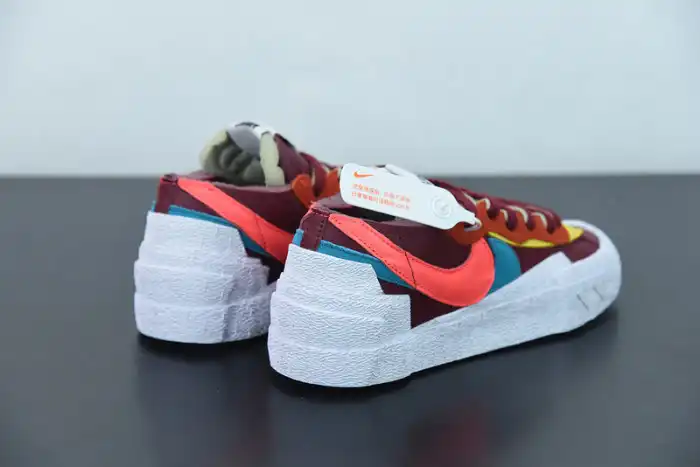 Rep Nike Blazer Low sacai KAWS Red DM7901-600