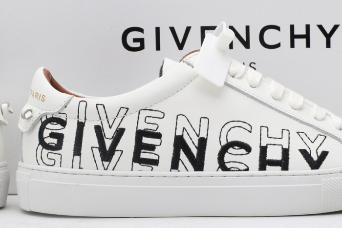 Onekick Givench LOW-TOP SNEAKER