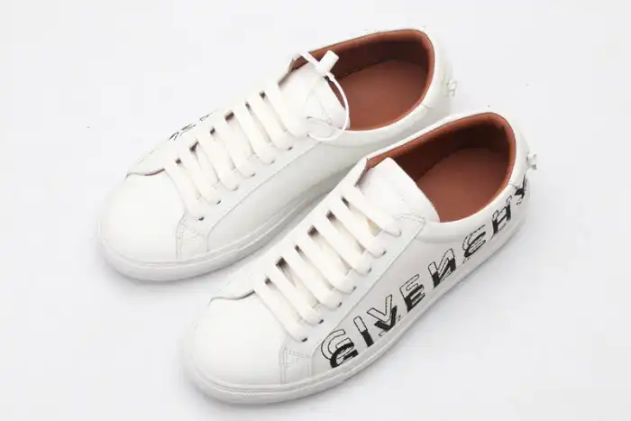 Rep Givench LOW-TOP SNEAKER