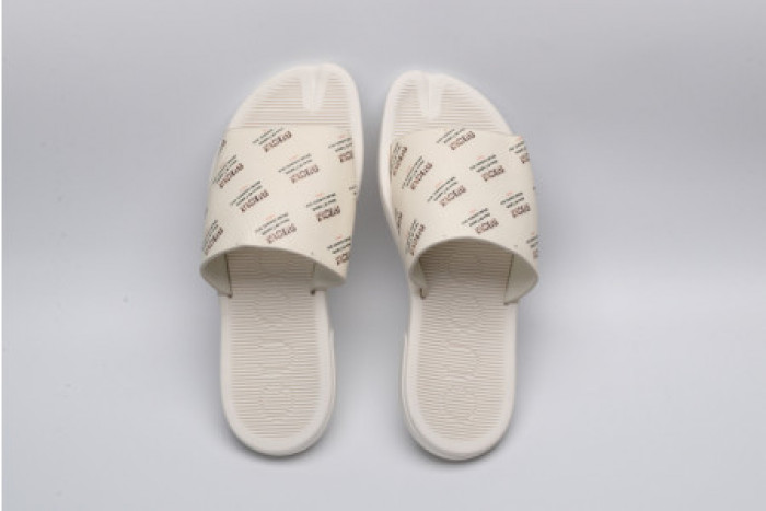 Onekick GUCC SLIPPERS