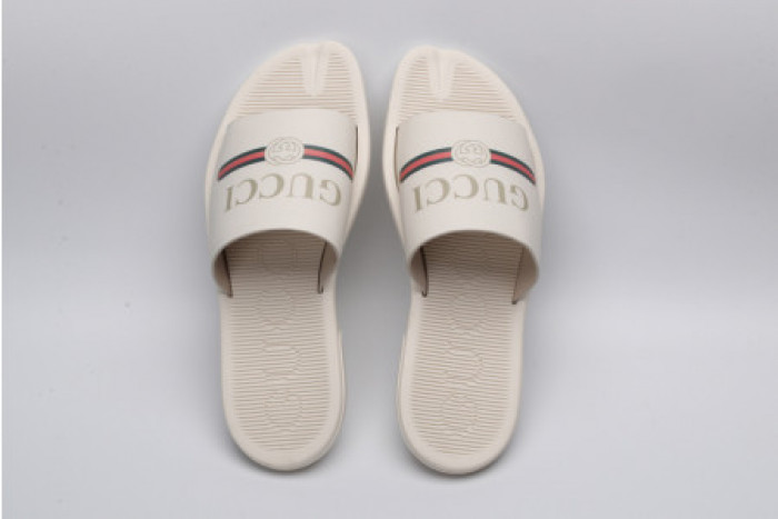 Onekick GUCC SLIPPERS