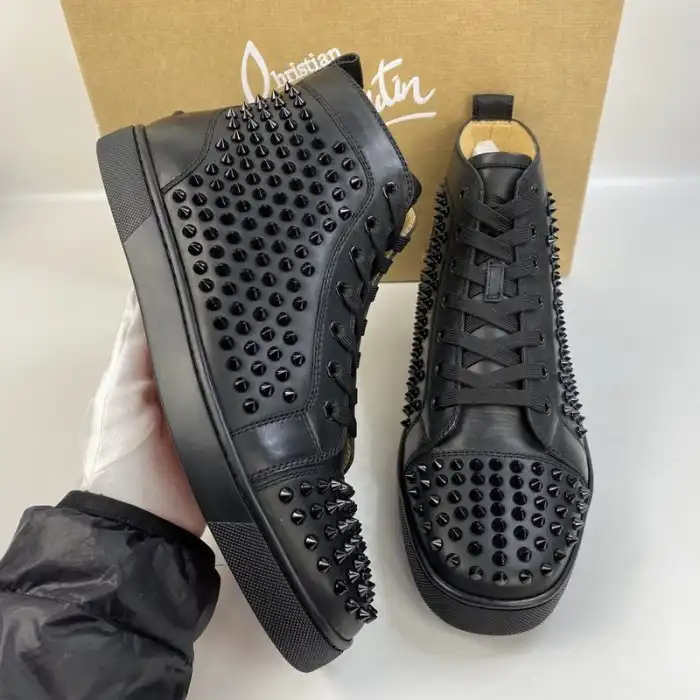 Christian Louboutin Louis Junior Spikes