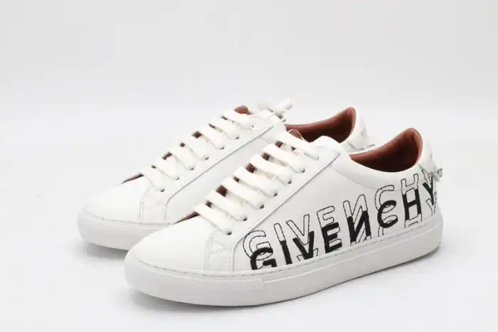 Rep Givench LOW-TOP SNEAKER