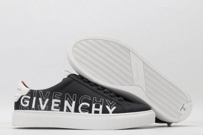 Onekick Givench LOW-TOP SNEAKER