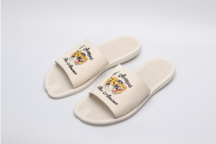 Onekick GUCC SLIPPERS