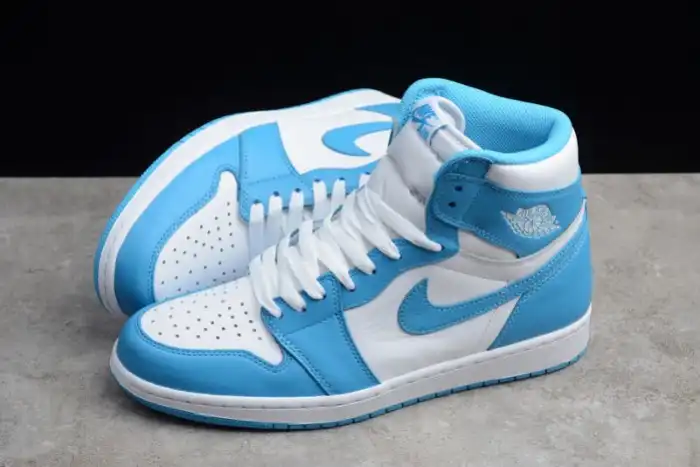 Cheap Air Jordan 1 Retro High OG 'UNC' 555088-117