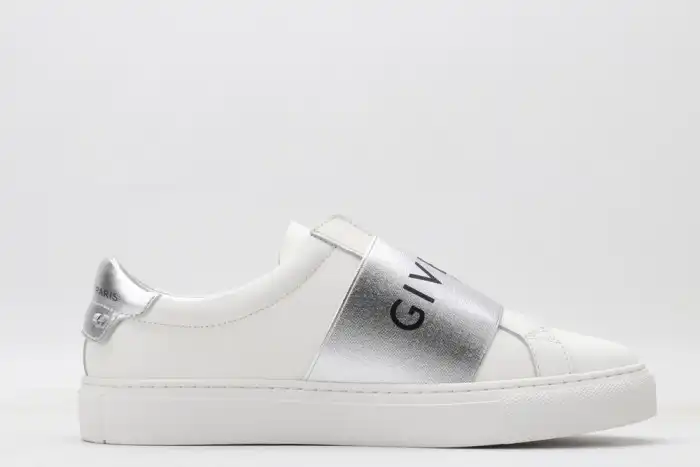 Cheap Givench LOW-TOP SNEAKER