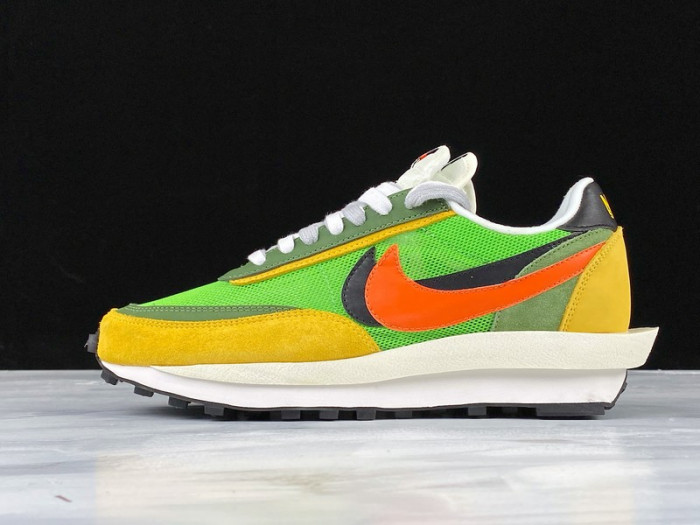 Onekick Sacai x Nike LDV Waffle Daybreak Green Multi BV0073-300