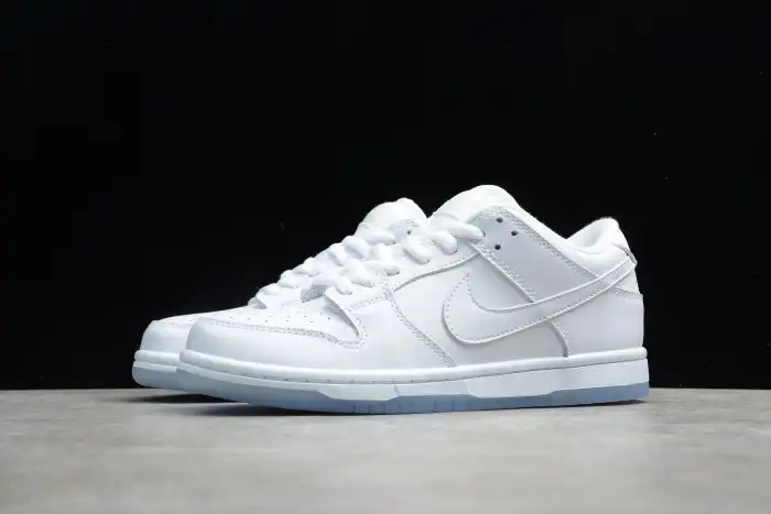 Cheap Nike Dunk SB Low White Ice 304292-100