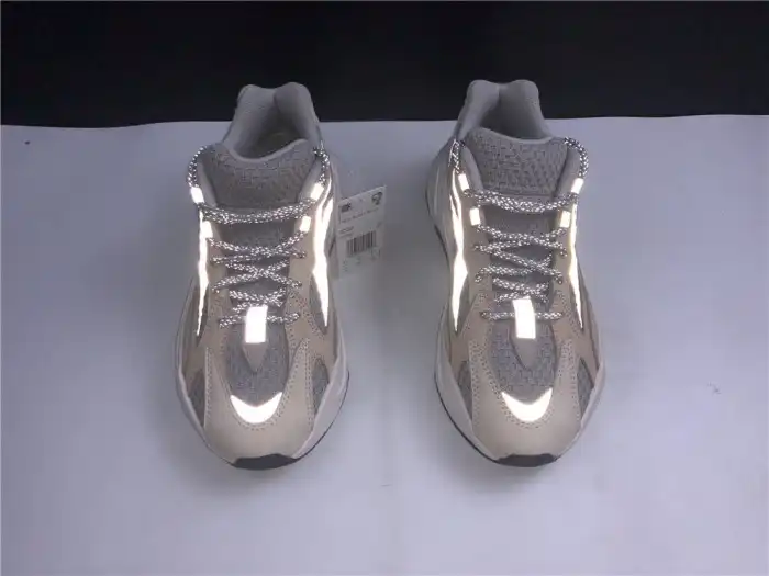 Cheap Adidas Yeezy Boost 700 V2 Cream Cream GY7924