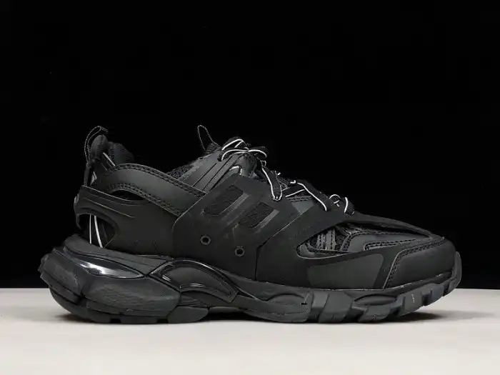 Rep BLCG TRACK TRAINER 'TRIPLE BLACK' 542023 W1GB1 1000