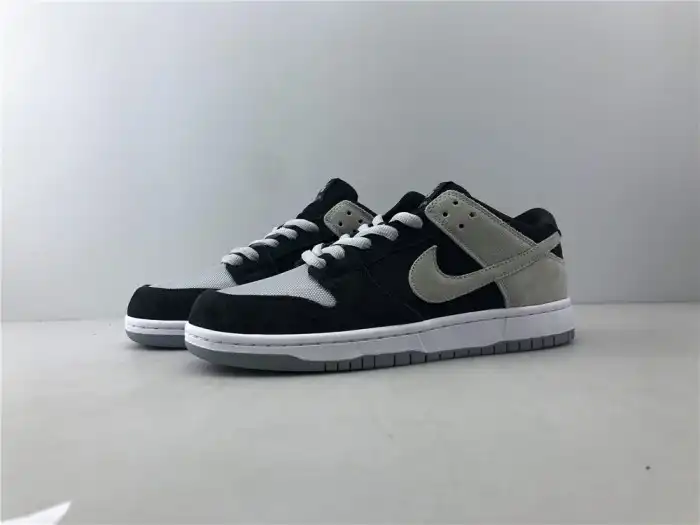 Onekick Nike Sb Zoom Dunk Low Pro Black Wolf Grey-White-White 854866-001