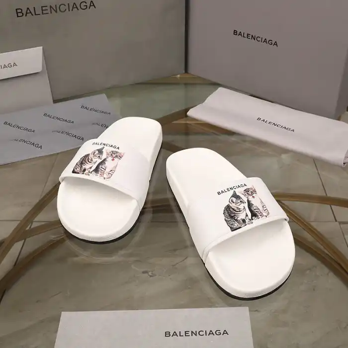 Rep BLCG SLIPPERS