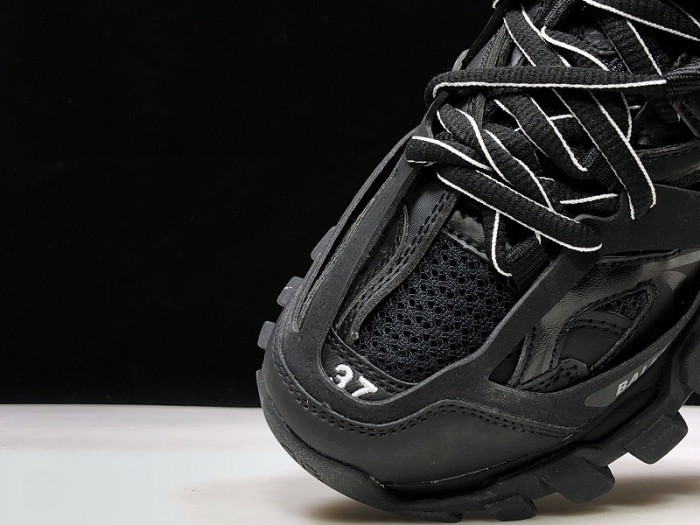 BLCG TRACK TRAINER 'TRIPLE BLACK' 542023 W1GB1 1000