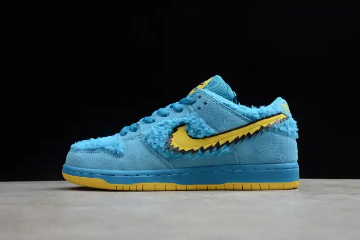 GRATEFUL DEAD NIKE SB DUNK LOW BLUE BEAR CJ5378-400