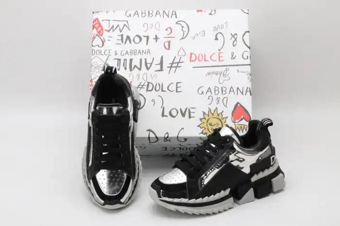 DG SNEAKER