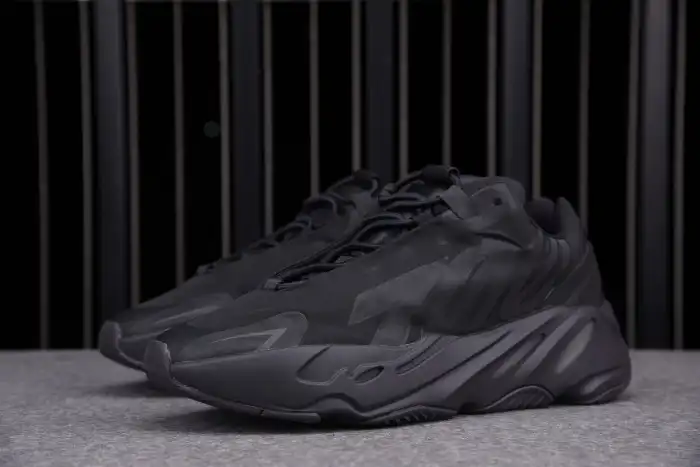 Rep Adidas Yeezy Boost 700 MNVN Triple Black FV4440