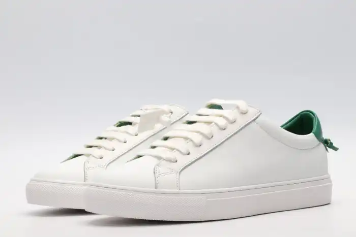 Givench LOW-TOP SNEAKER