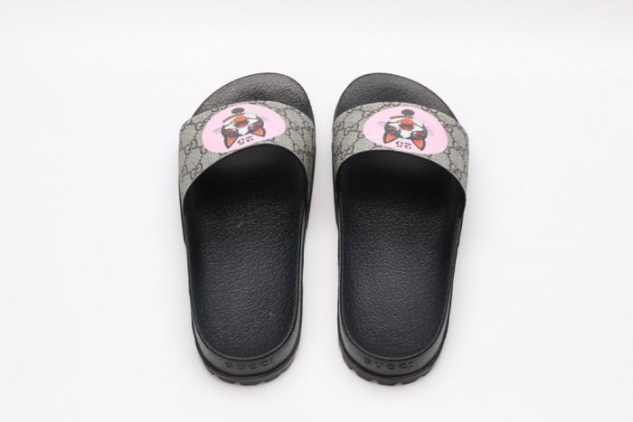 Onekick GUCC SLIPPERS