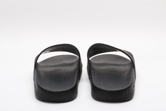 Onekick GUCC SLIPPERS