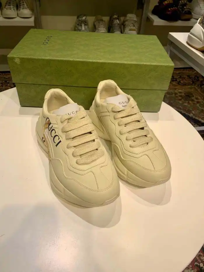 Rep GUCC SNEAKER