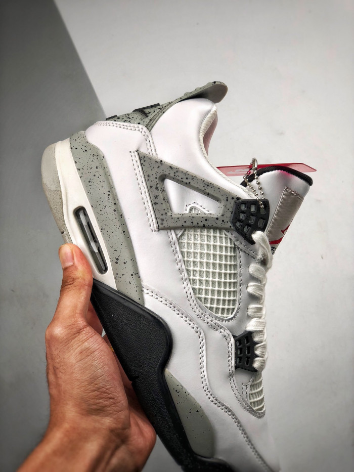 Air Jordan 4 OG White Cement 840606-192 (nike)