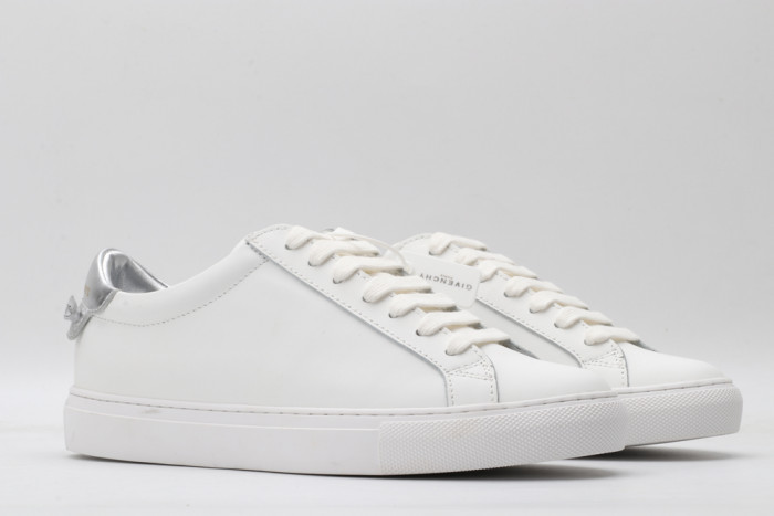 Onekick Givench LOW-TOP SNEAKER