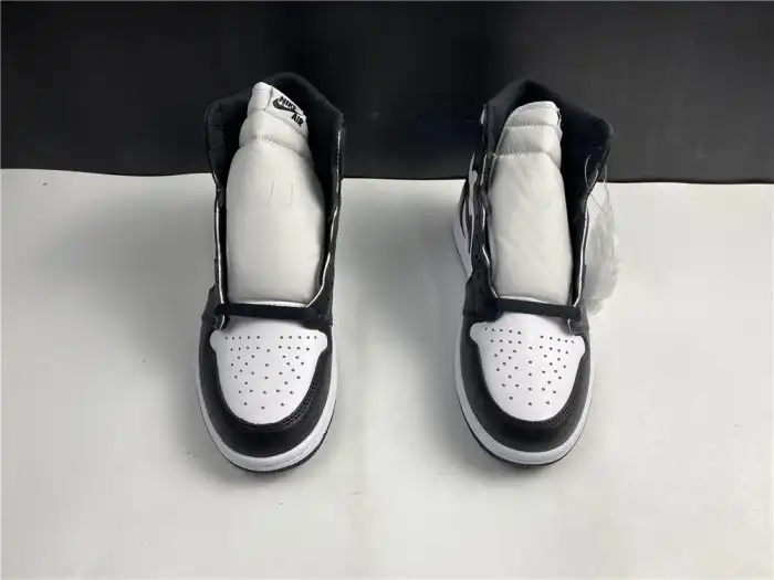 Rep Air Jordan 1 Retro Black White (2014) 555088-010