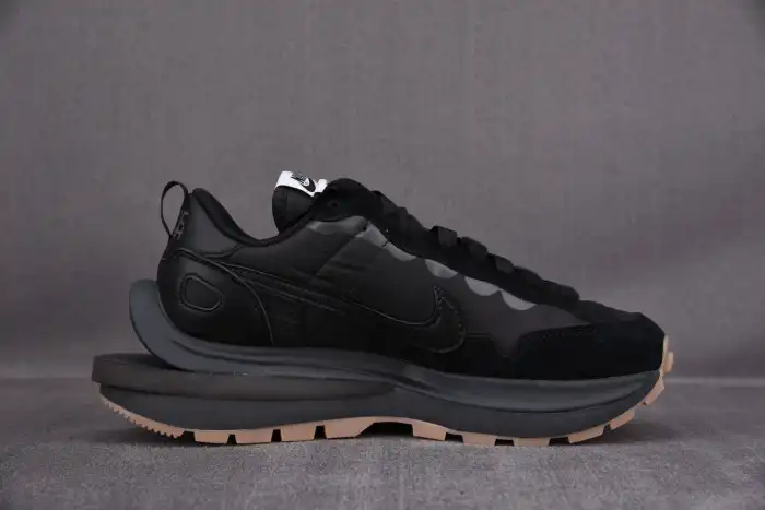 Rep Nike Sacai x VaporWaffle 'Black Gum DD1875 001