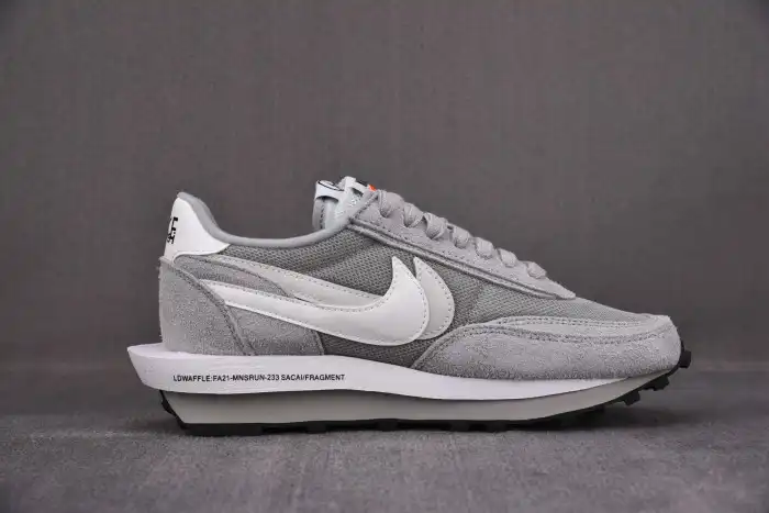 Rep Fragment x Sacai x Nike LDWaffle Wolf Grey DH2684-001